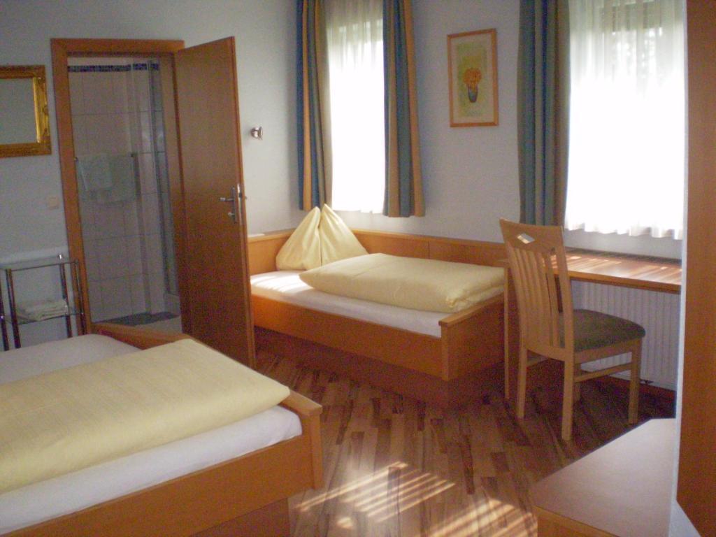 Gasthaus Hotel Feldschlange รีด อิม อินไครส์ ภายนอก รูปภาพ
